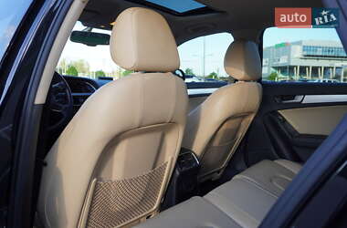 Седан Audi A4 2012 в 