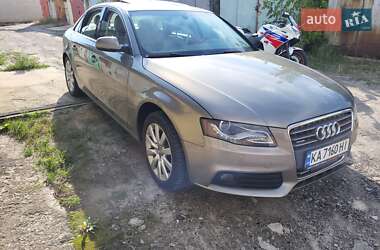 Седан Audi A4 2010 в 