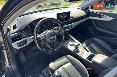 Седан Audi A4 2016 в 