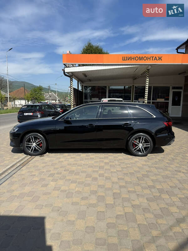 Универсал Audi A4 2020 в Сваляве