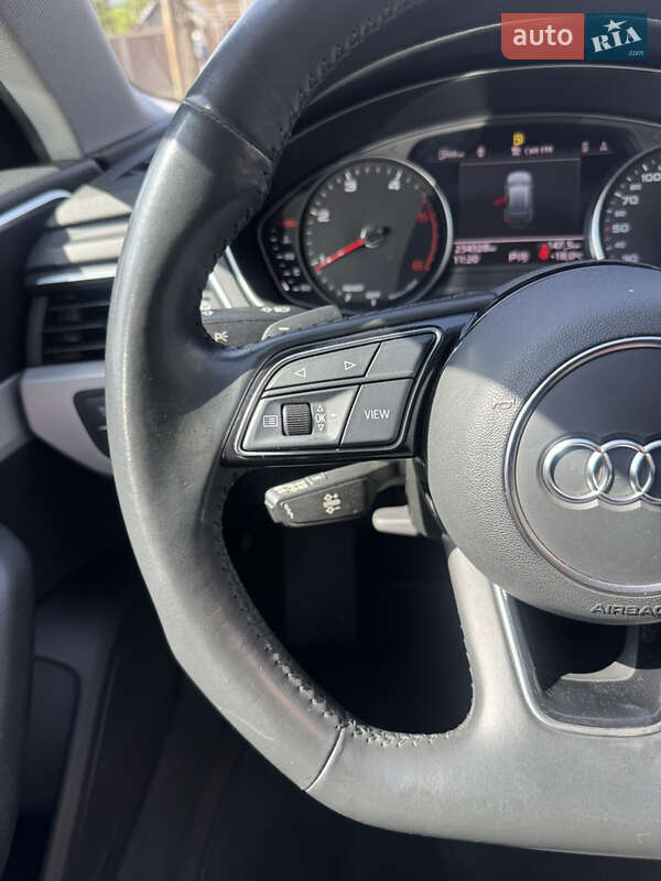 Универсал Audi A4 2020 в Сваляве