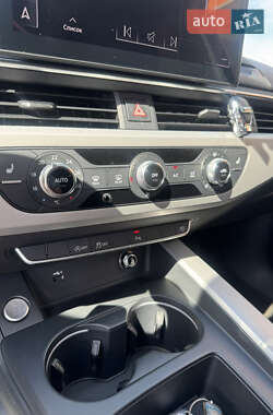 Универсал Audi A4 2020 в 