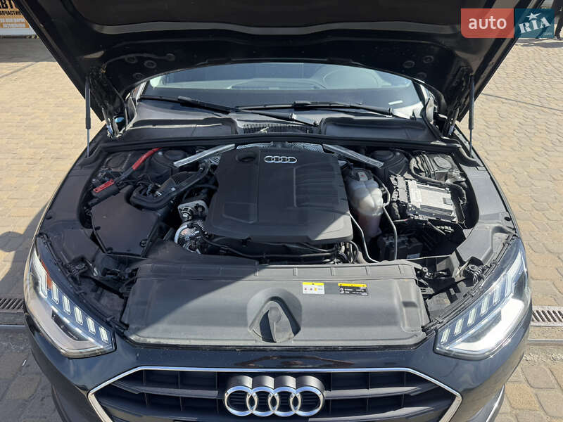 Универсал Audi A4 2020 в Сваляве