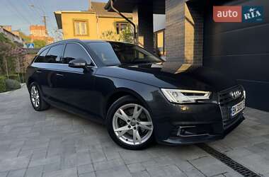 Универсал Audi A4 2017 в 