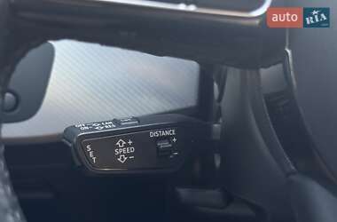 Универсал Audi A4 2017 в 