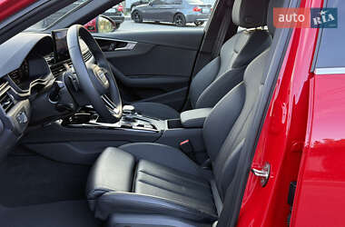 Седан Audi A4 2023 в 