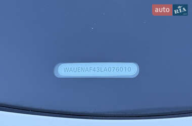 Седан Audi A4 2020 в 