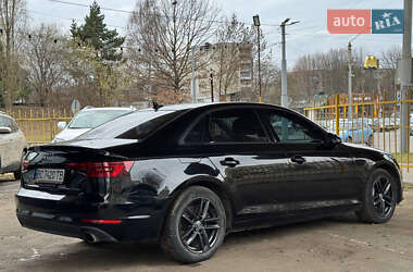 Седан Audi A4 2016 в 
