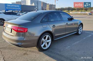 Седан Audi A4 2013 в 