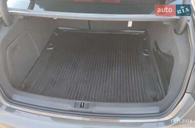 Седан Audi A4 2013 в 
