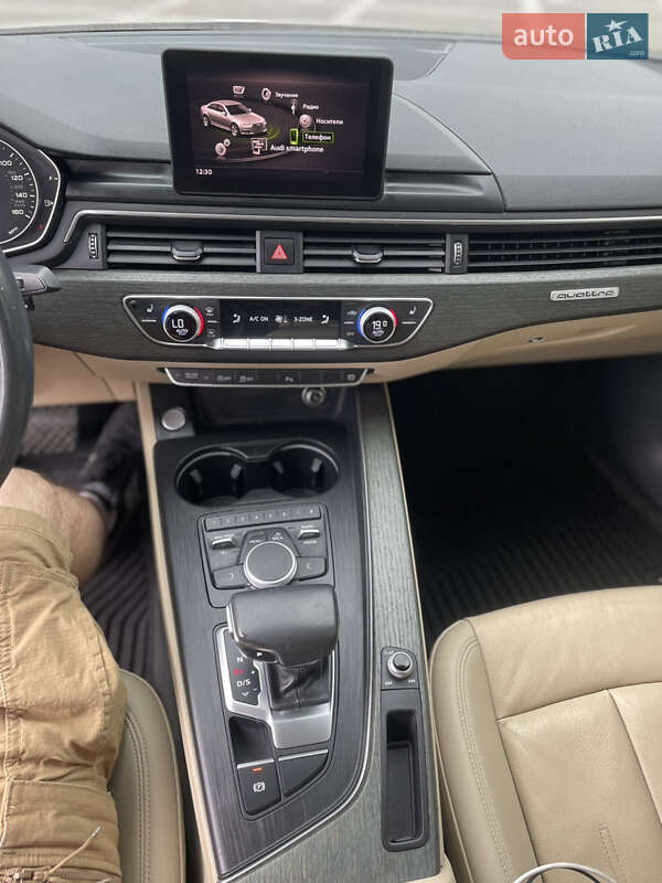 Седан Audi A4 2017 в Киеве