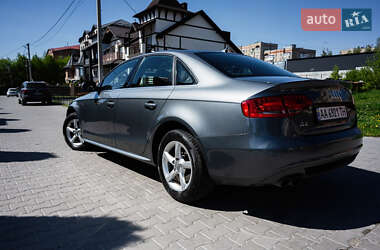 Седан Audi A4 2011 в 