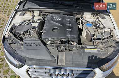 Седан Audi A4 2012 в 