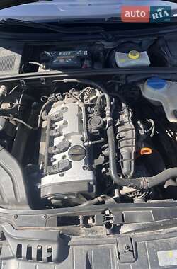 Седан Audi A4 2005 в Тростянце