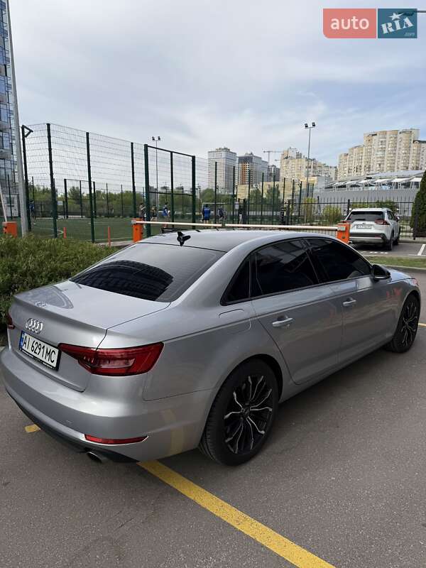 Седан Audi A4 2017 в Киеве