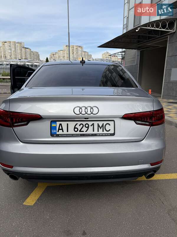 Седан Audi A4 2017 в Киеве
