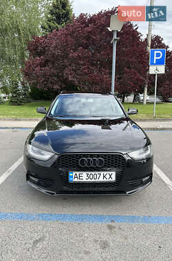 Универсал Audi A4 2013 в 