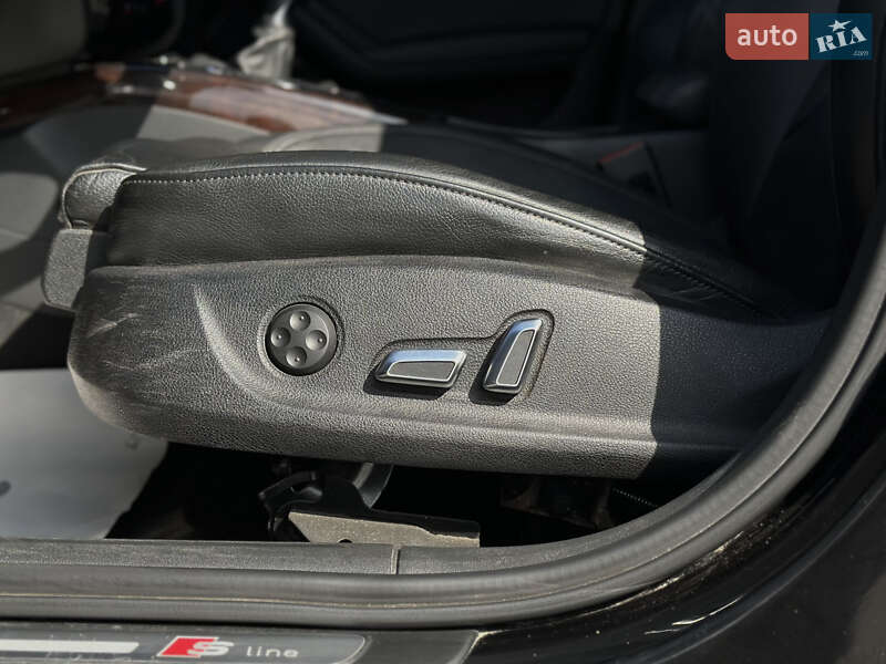 Седан Audi A4 2014 в Шептицькому
