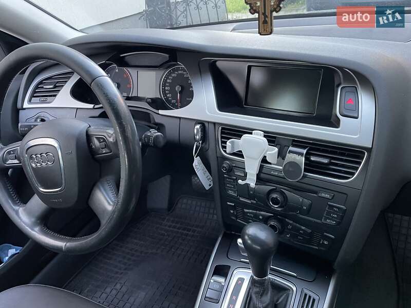 Универсал Audi A4 2008 в Малине