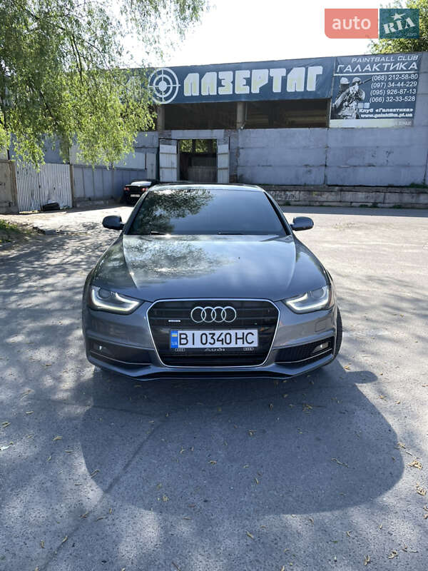 Седан Audi A4 2015 в 
