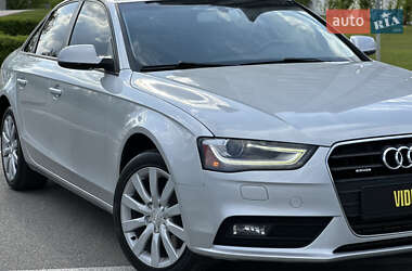 Седан Audi A4 2012 в 