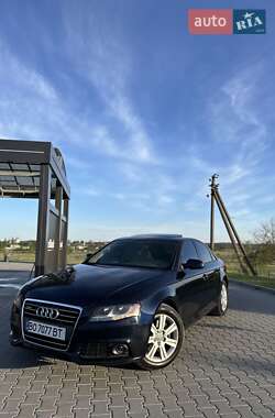 Седан Audi A4 2011 в Шумську