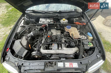 Універсал Audi A4 1999 в 