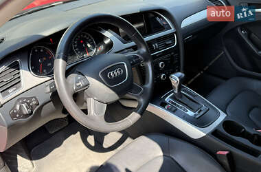 Седан Audi A4 2015 в 