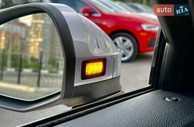 Седан Audi A4 2018 в 