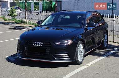 Универсал Audi A4 2013 в 