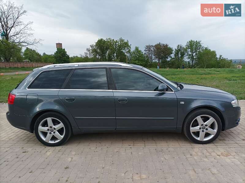 Универсал Audi A4 2005 в Ромнах