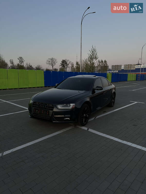 Седан Audi A4 2013 в Вінниці