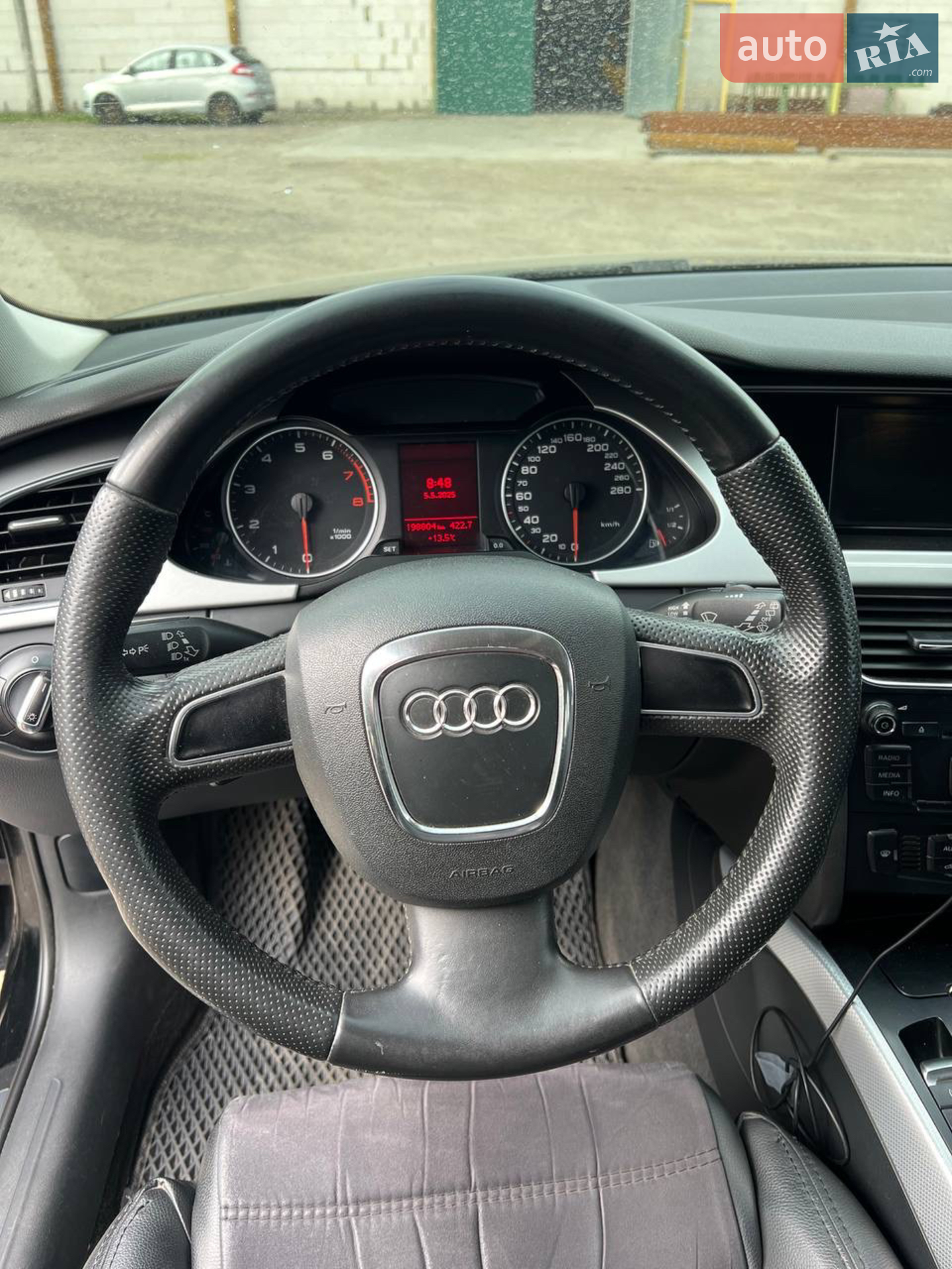 2011 Audi A4 - мініатюра 9