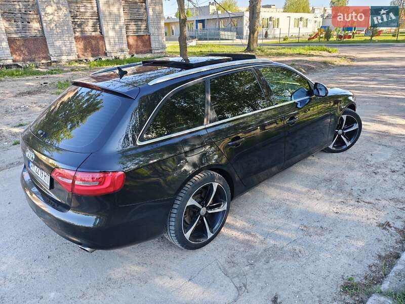Универсал Audi A4 2009 в Киеве