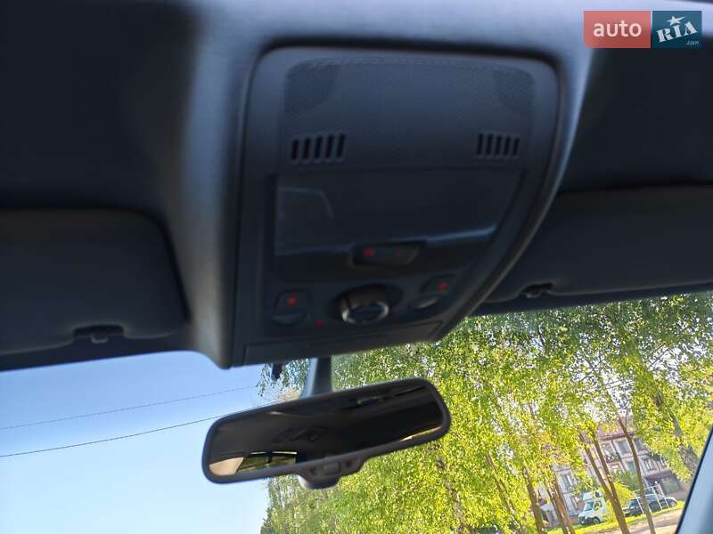 Универсал Audi A4 2009 в Киеве