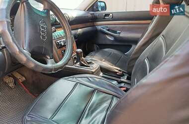 Седан Audi A4 1996 в 