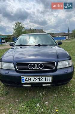 Седан Audi A4 1996 в Виннице