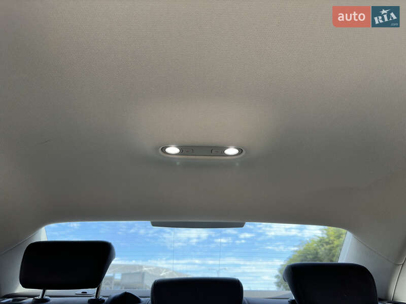 Седан Audi A4 2015 в Львове