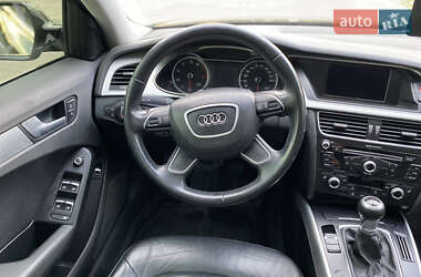 Седан Audi A4 2015 в 