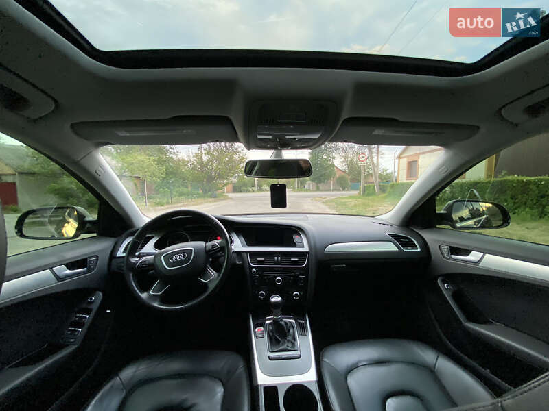 Седан Audi A4 2015 в Кропивницькому
