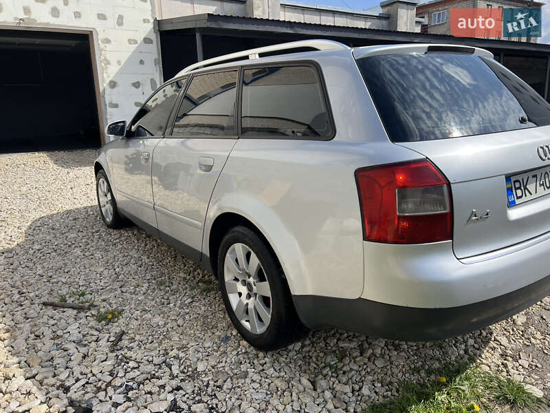 Універсал Audi A4 2001 в Кременці
