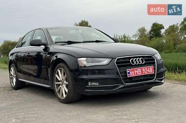 Седан Audi A4 2015 в Володимирі