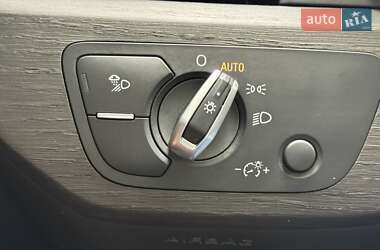 Седан Audi A4 2019 в 