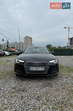 Седан Audi A4 2016 в 