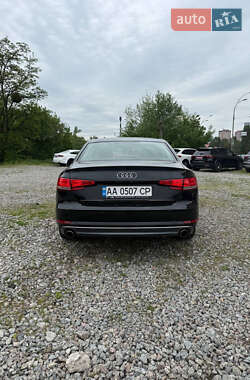 Седан Audi A4 2016 в 