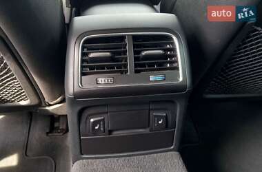 Седан Audi A4 2013 в 