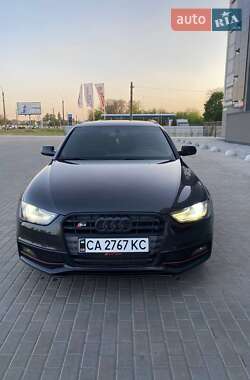 Универсал Audi A4 2013 в 
