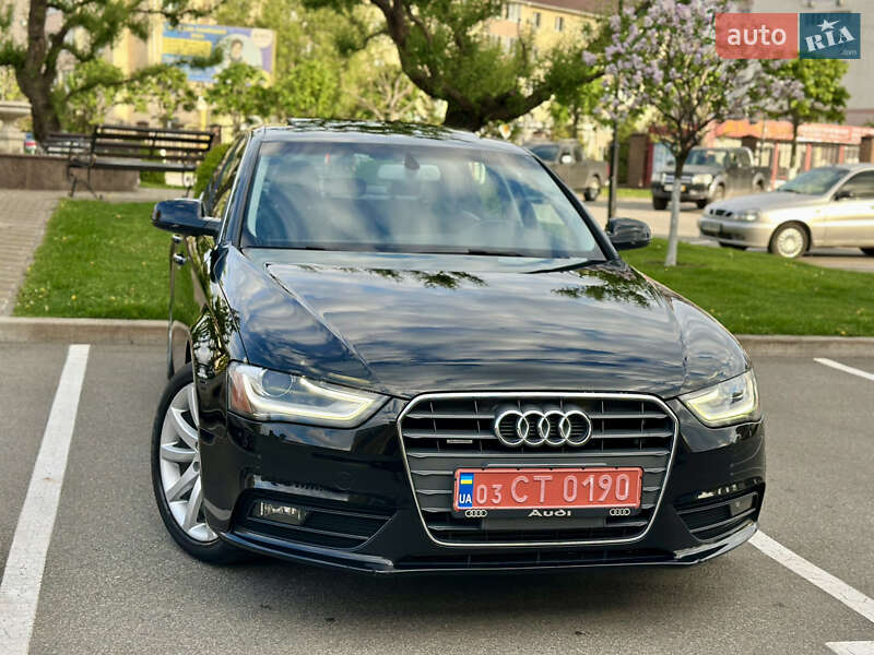 Седан Audi A4 2013 в Києві
