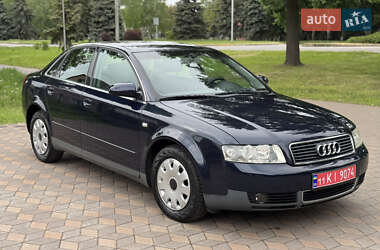 Седан Audi A4 2004 в 