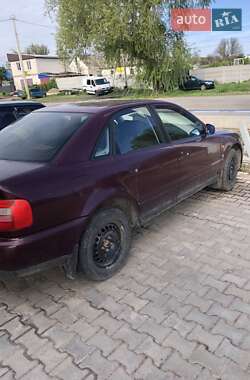 Седан Audi A4 1997 в 